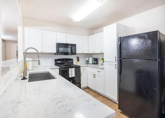 Apartment Hidden Gem In 2 Bed, 2 Bath
