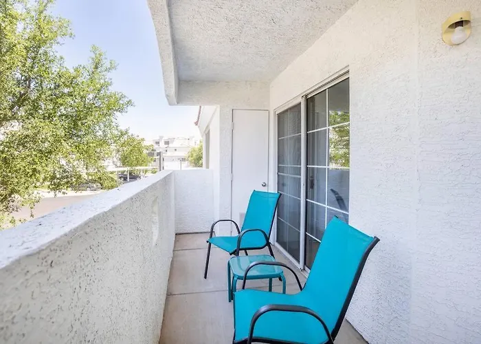 Hidden Gem In 2 Bed, 2 Bath * Tempe